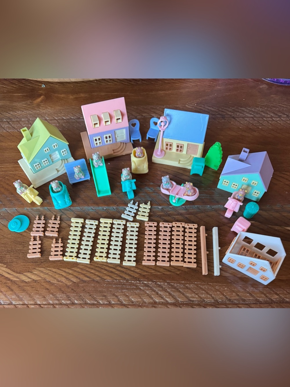 Teddy’s Wonderland micro playset. Vintage 1990s